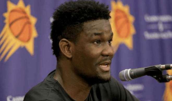 更是莱万个 更是莱万个