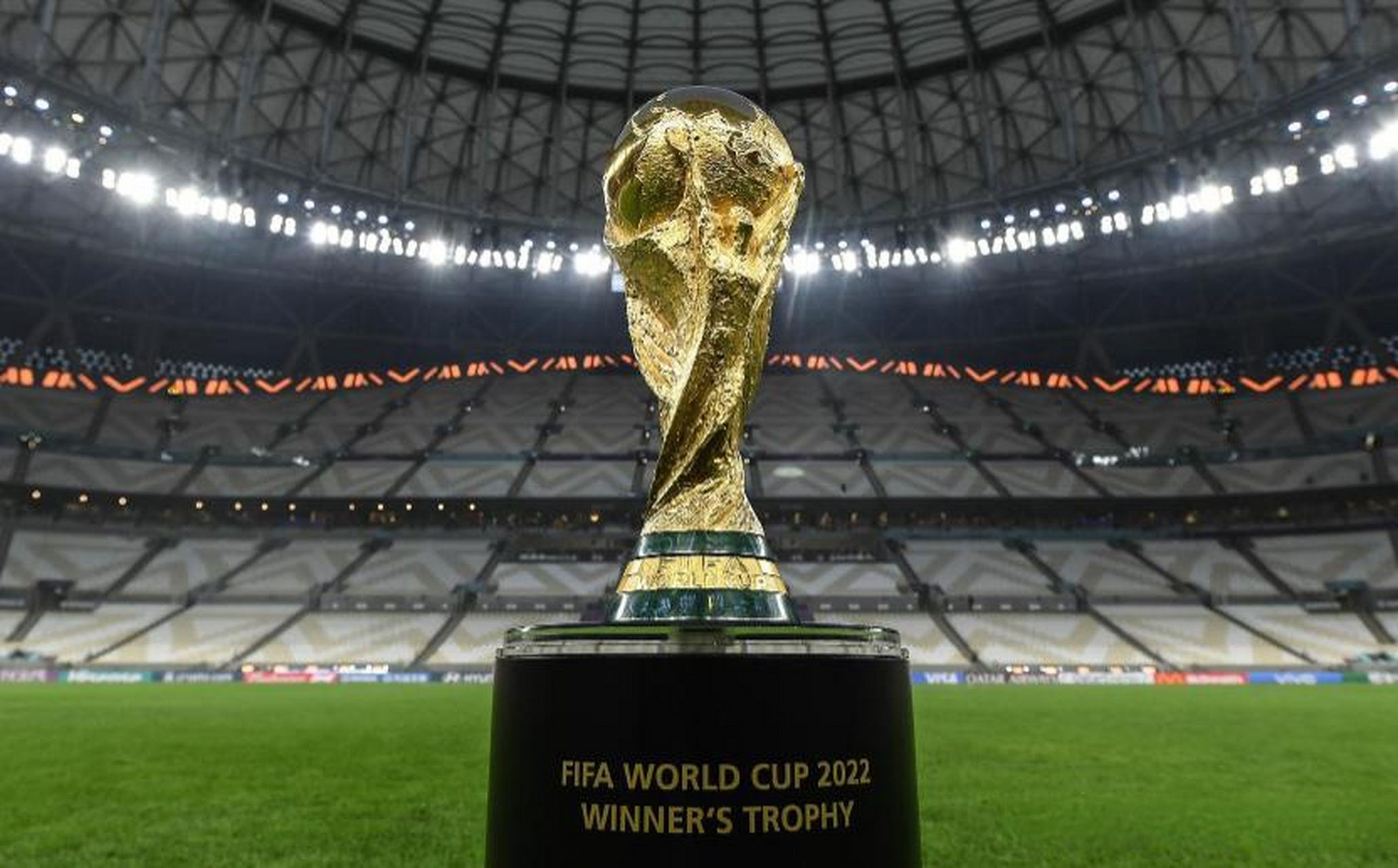 直塞穿透的 直塞穿透的