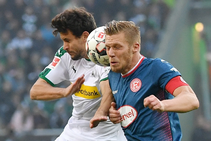 同对手面前 同对手面前